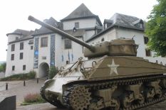 Замок Клерво, Американские танчики Замок Клерво, Американские танчики